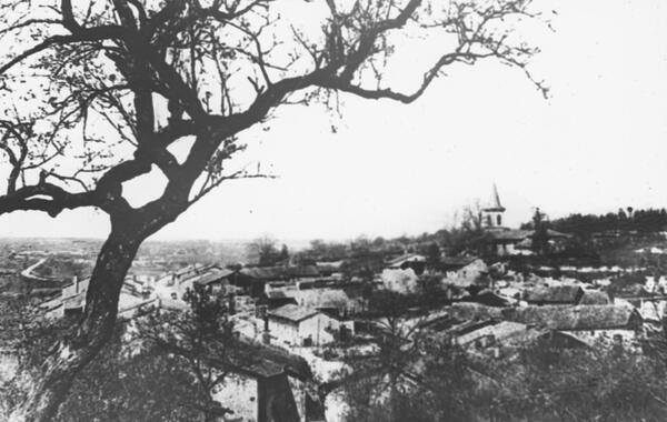 Village 1919